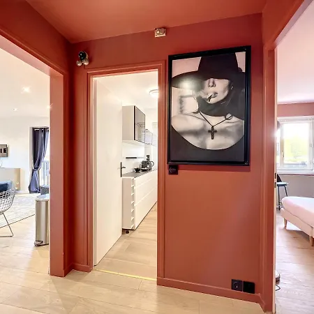 L'art 21 - Yourhotshelper Apartamento *